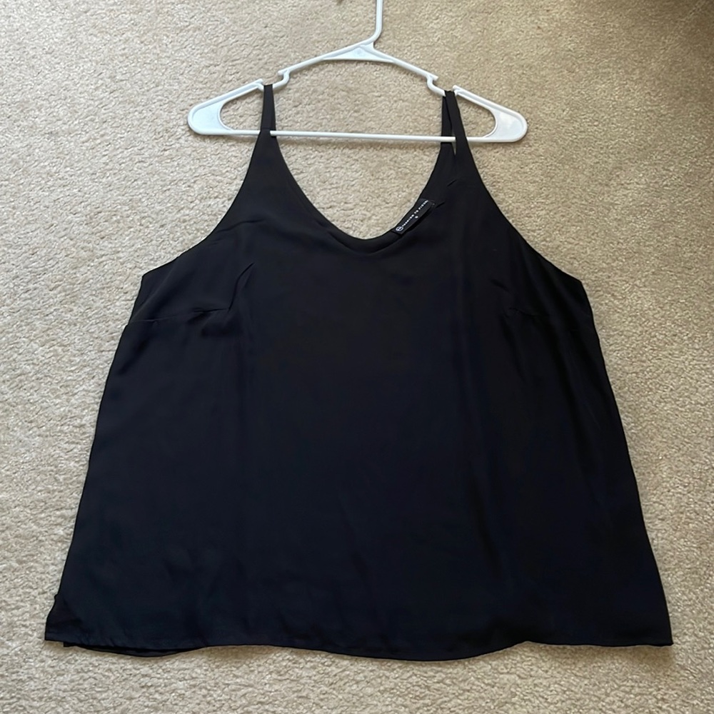Flowy Tank